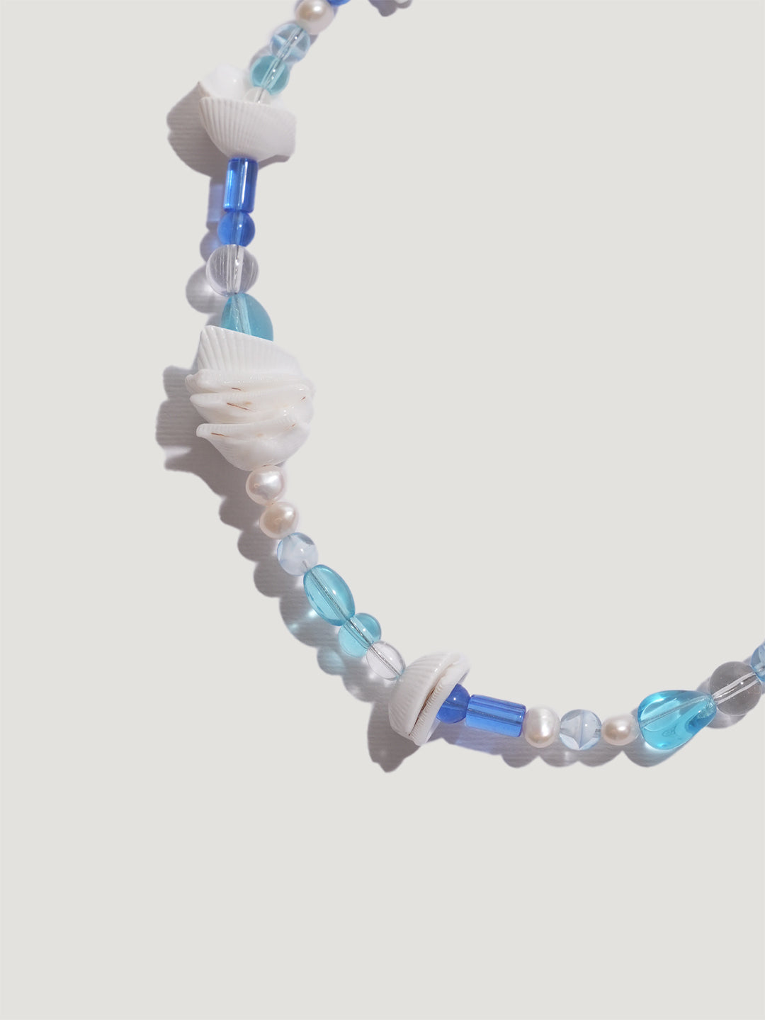 Cristallo e conchiglie