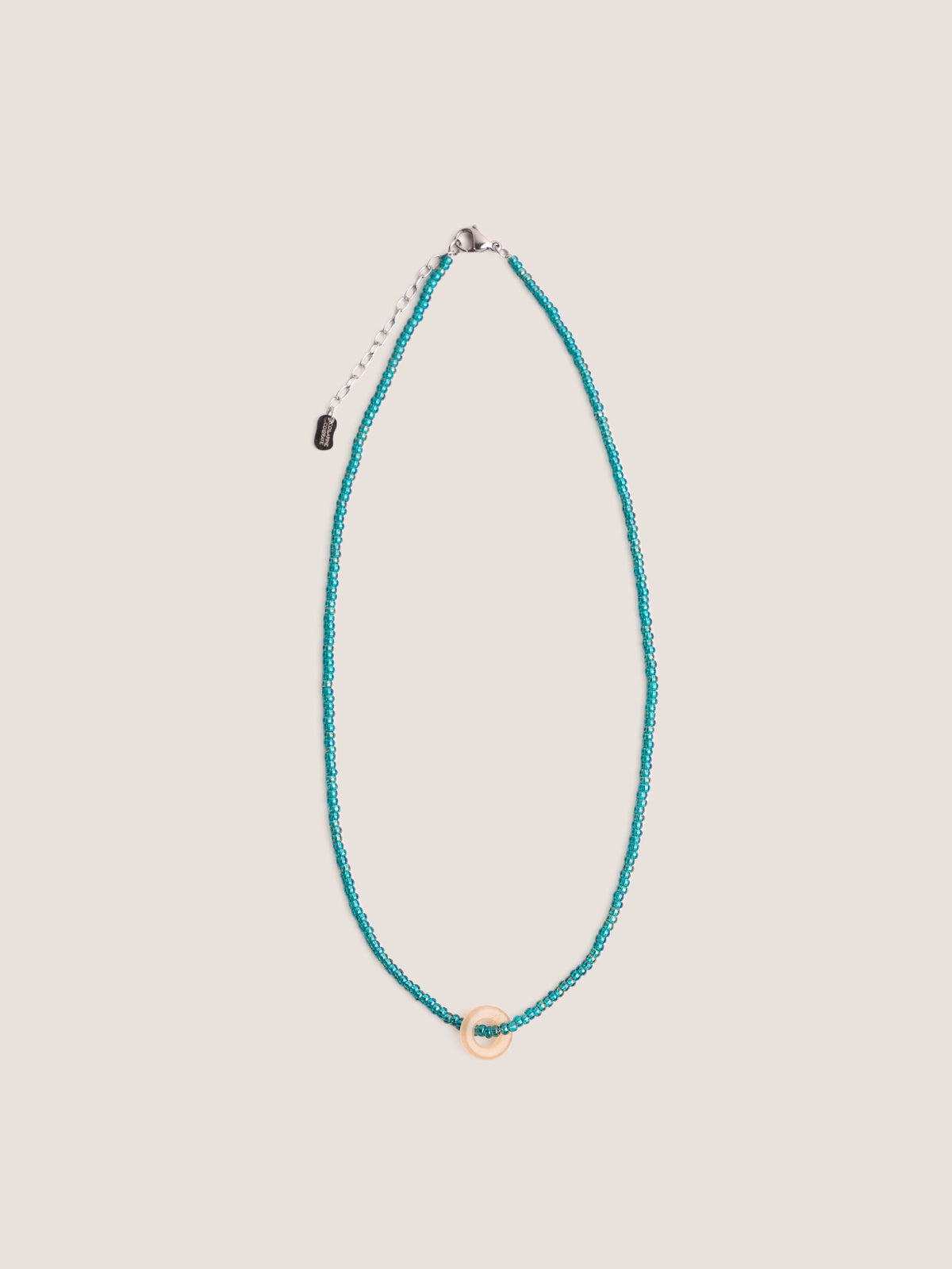 Collana Slide con perline mini color ottanio traslucide e dettaglio passante centrale in avventurina rosa